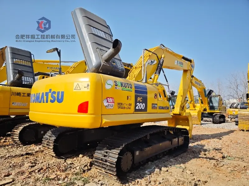 Used komatsu 200-8 excvator